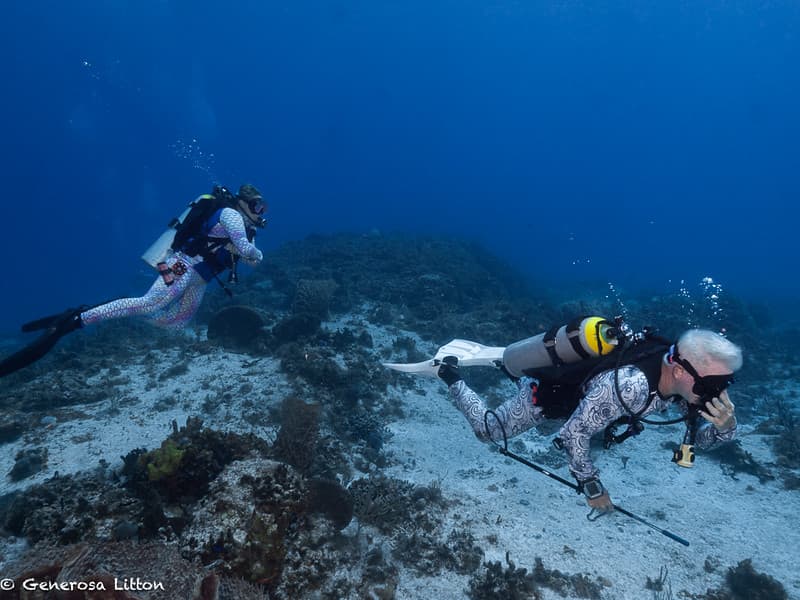 two scuba divers