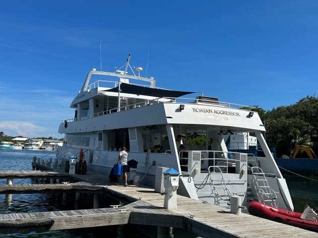 Roatan Aggressor Liveaboard